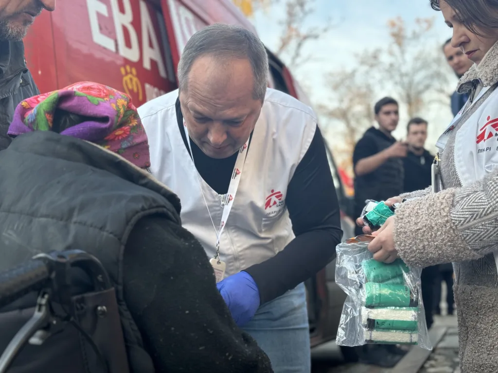 Головний координатор з надзвичайних ситуацій MSF в Україні Томас Марчезе: «В перші тижні я перевозив автівку швидкої допомоги в Україну»  