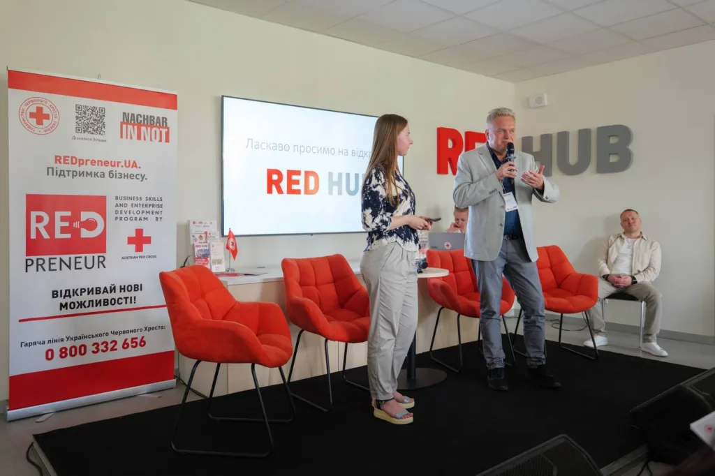 У Києві відкрили RED HUB — простір для соціального бізнесу 6 У Києві відкрили RED HUB — простір для соціального бізнесу