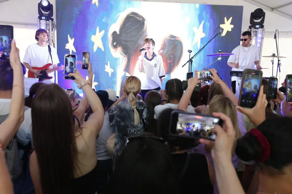 EU Children's Space brings together thousands of Ukrainians in Kyiv 21 EU Children's Space brings together thousands of Ukrainians in Kyiv