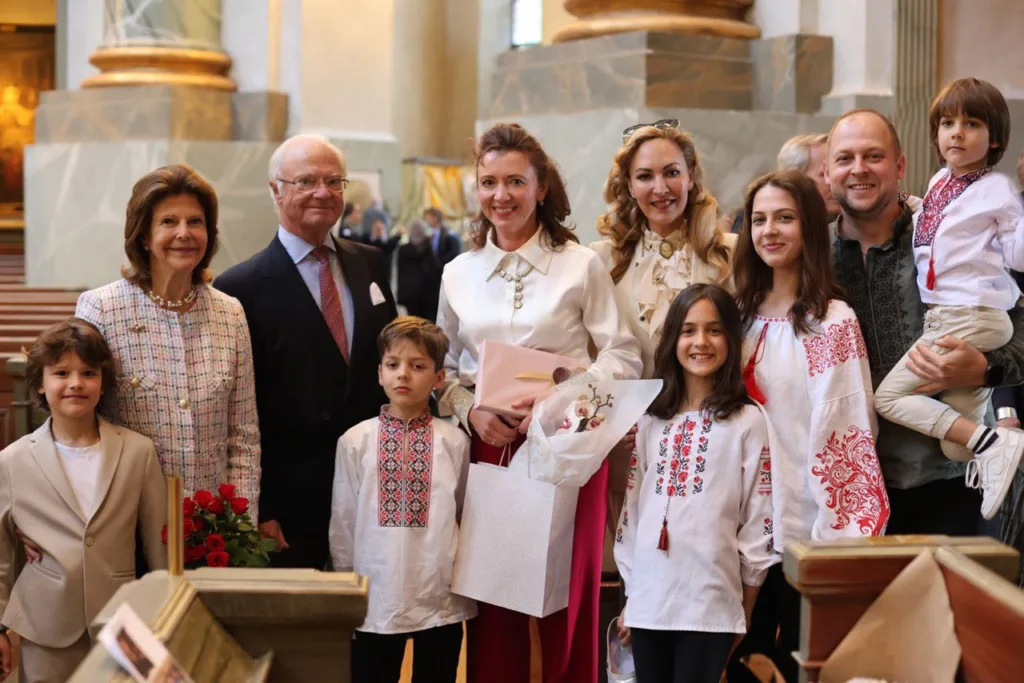 What is the future of Ukrainians abroad? The experience of a community in Sweden 4 What is the future of Ukrainians abroad? The experience of a community in Sweden