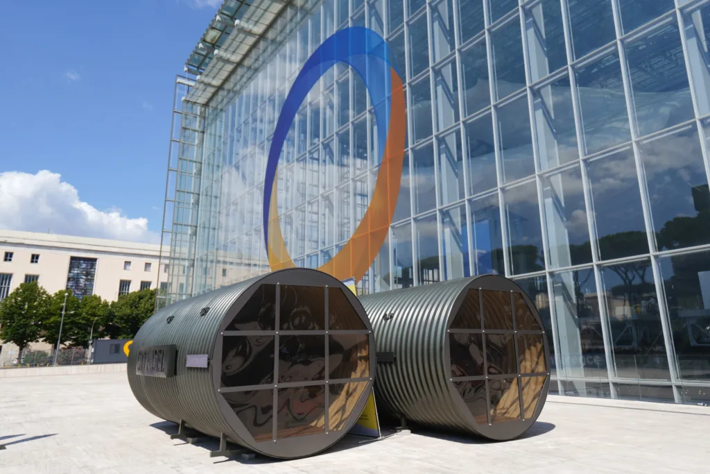 Modular underground shelters for communities presented in Rome