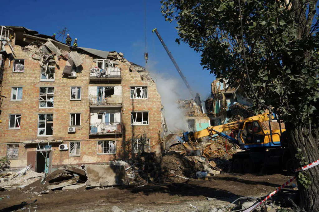 The Ukrainian Red Cross is assisting victims of the mass attack in Kyiv 18 The Ukrainian Red Cross is assisting victims of the mass attack in Kyiv