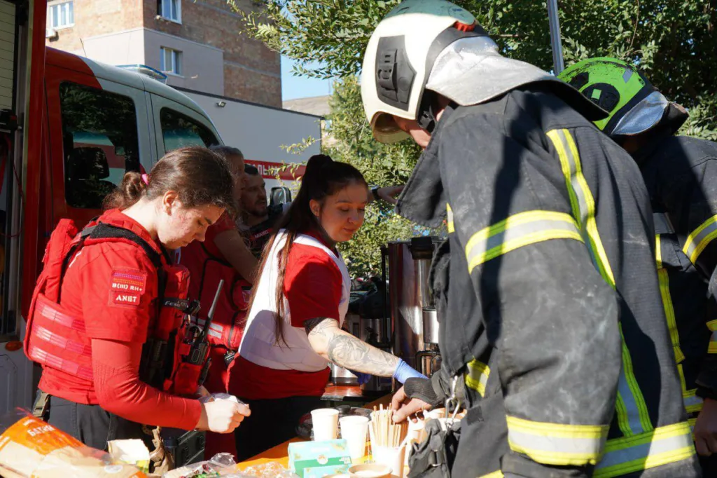 The Ukrainian Red Cross is assisting victims of the mass attack in Kyiv 22 The Ukrainian Red Cross is assisting victims of the mass attack in Kyiv